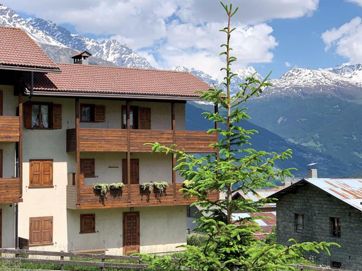 Appartamento Piccola Residenza by Holiday World Oga Esterno foto